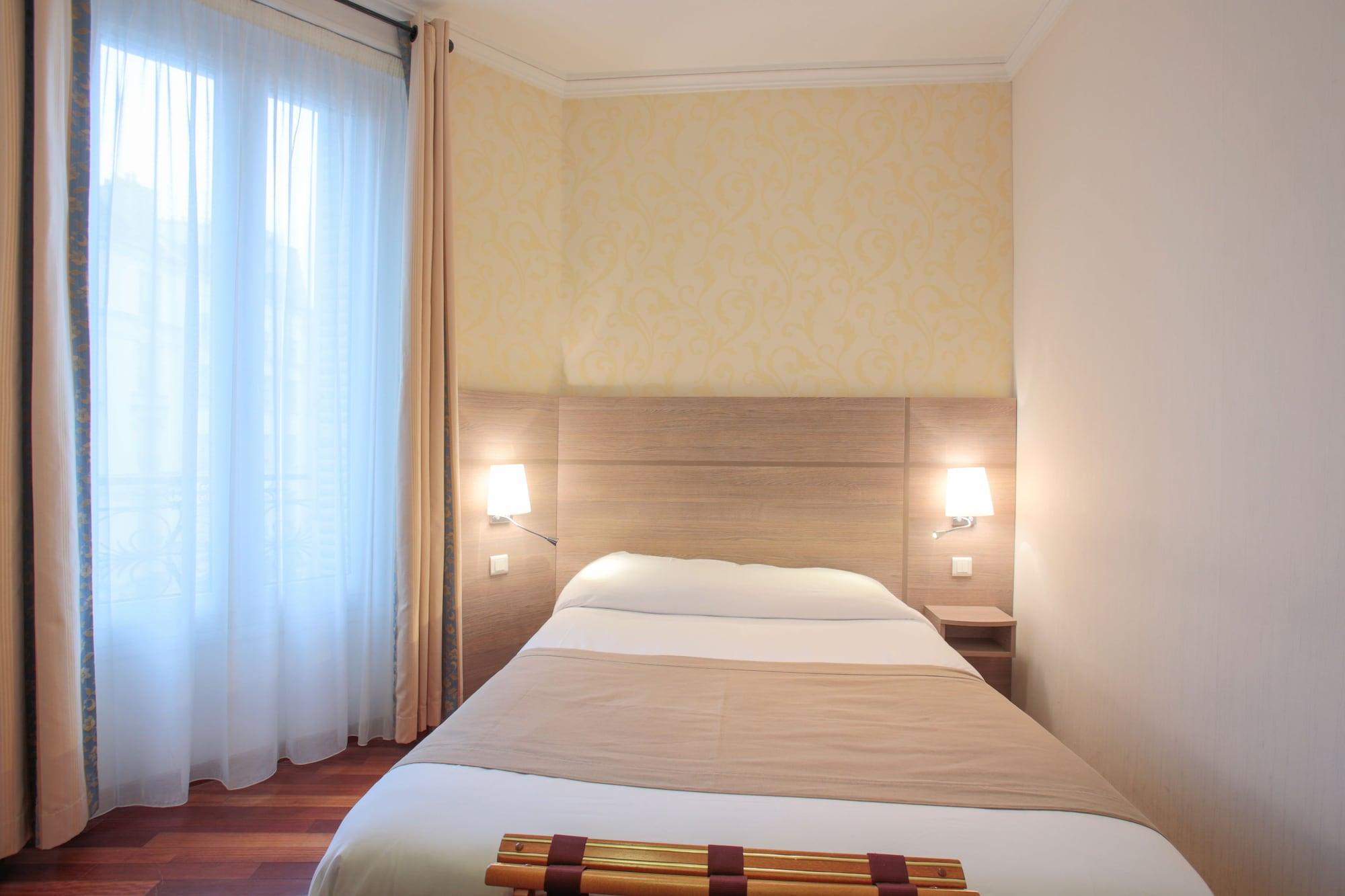 Grand Hotel Du Loiret Paris Luaran gambar